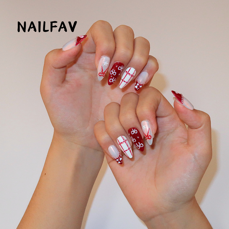 HOLIDAY SPIRIT - Nailfav